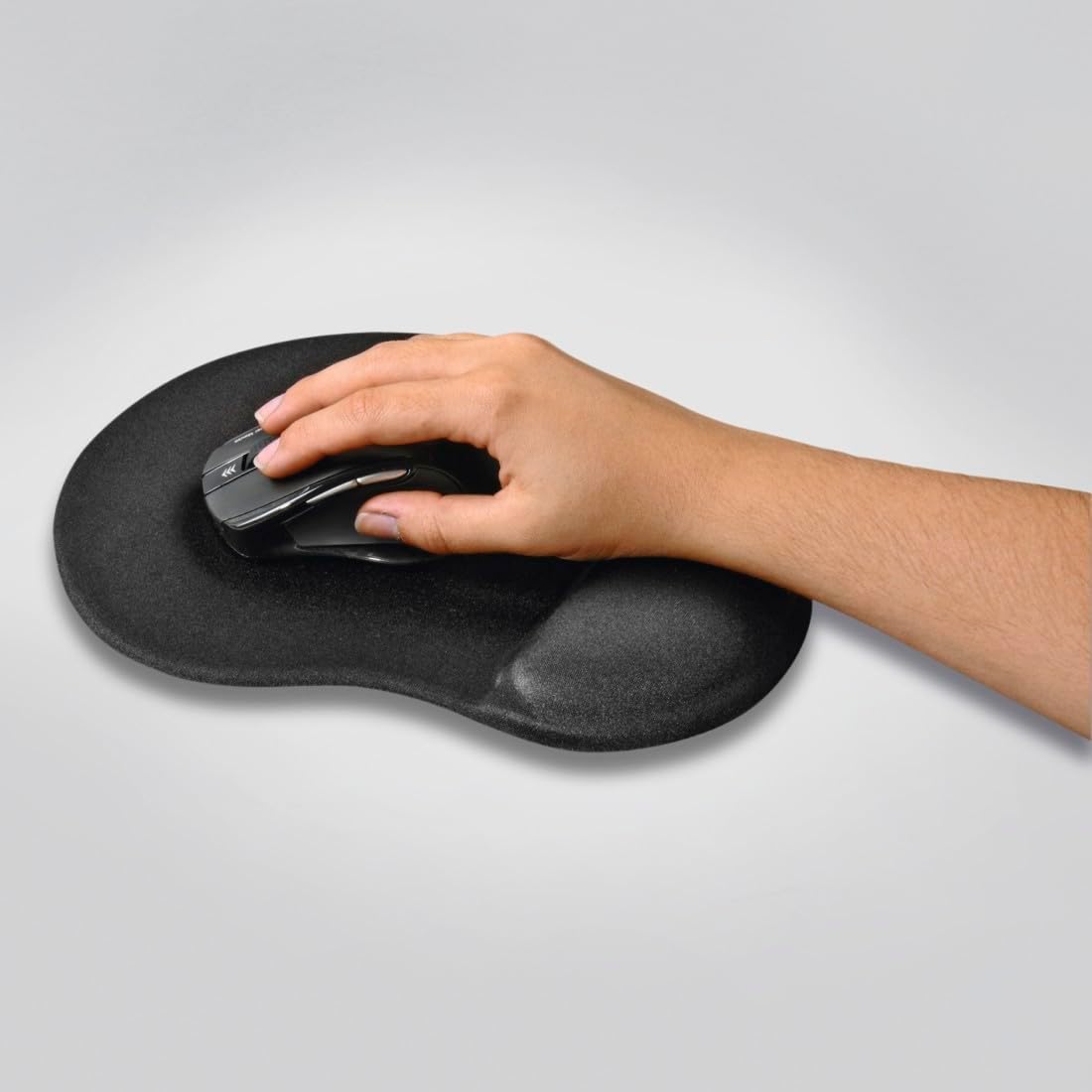 Hama Ergo Mouse Pad - 2-in-1 Desk Mat with Integrated Wrist Rest, Non-Slip Bottom - Black