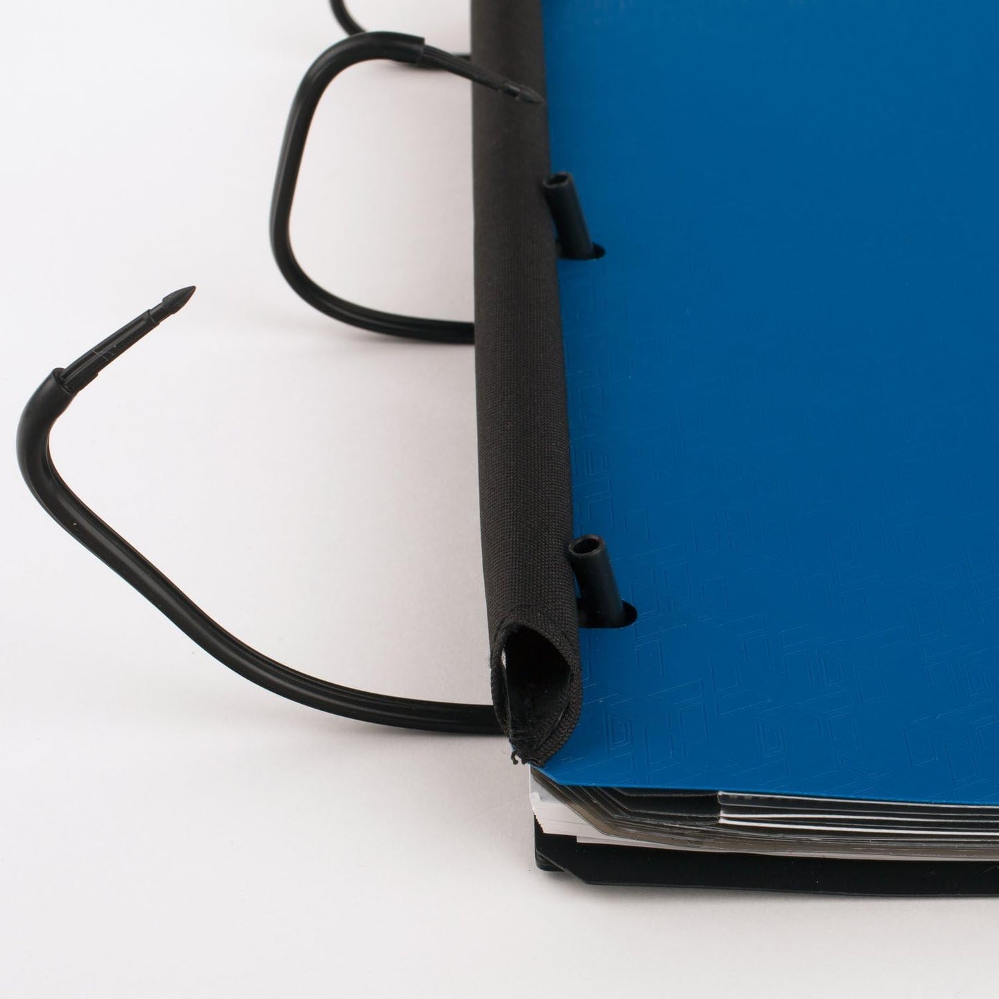 Five Star Flex Refillable Notebook + Study App, College Ruled Paper and 1-1/2 Inch TechLock Ring Binder with Pockets, Tabs and Dividers, 300 Sheet Capacity, Pacific Blue (29324AD2)