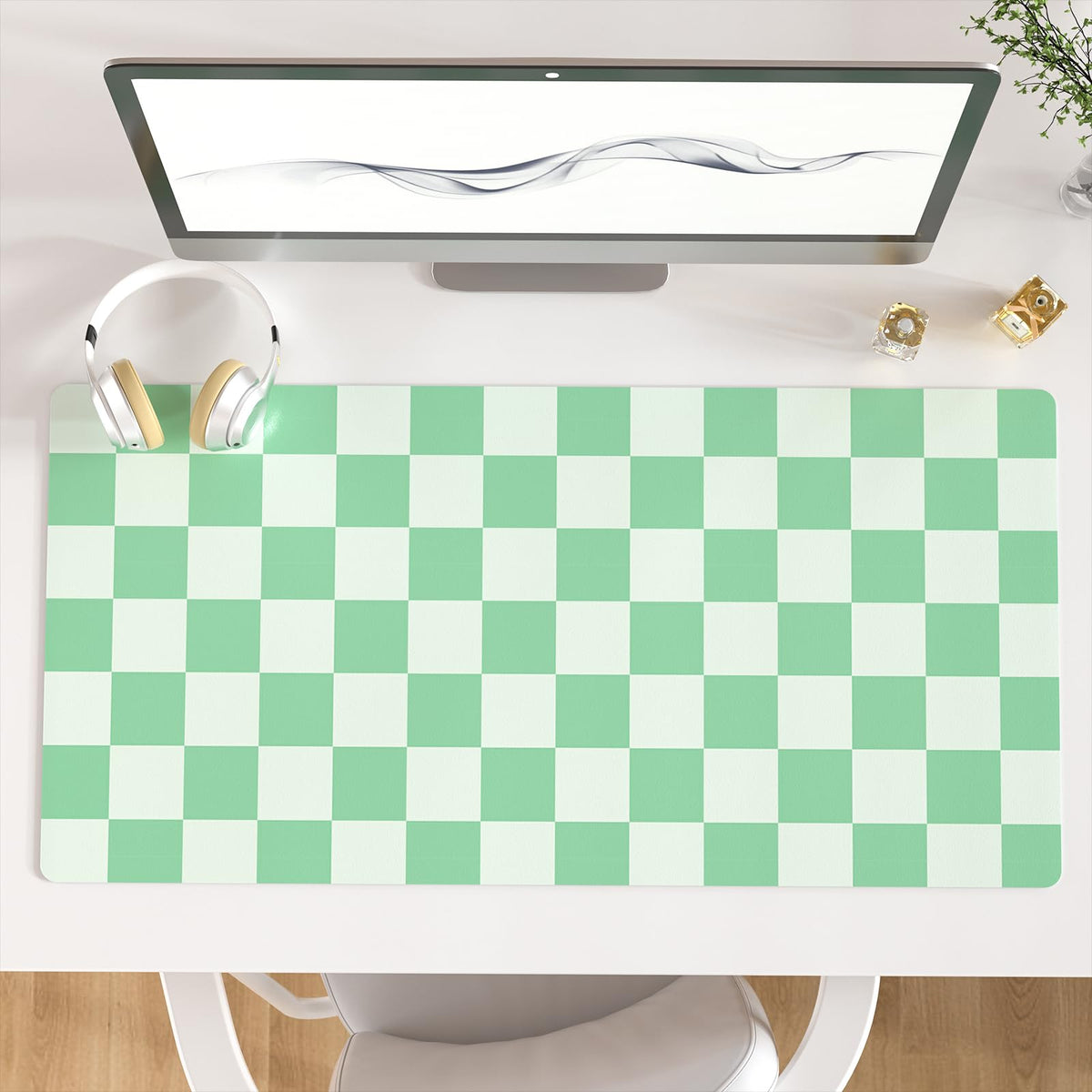Faux Leather Large Mouse Pad, Office Desk Mat, 31.5"x15.7", Pink Floral | Desk Décor Accessories, Extended Size, Waterproof & Easy to Clean, Smooth Surface, Non Slip Desk Organization