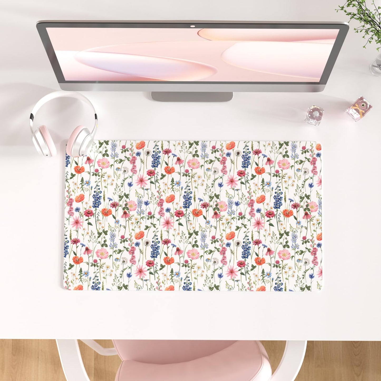 Faux Leather Large Mouse Pad, Office Desk Mat, 31.5"x15.7", Pink Floral | Desk Décor Accessories, Extended Size, Waterproof & Easy to Clean, Smooth Surface, Non Slip Desk Organization