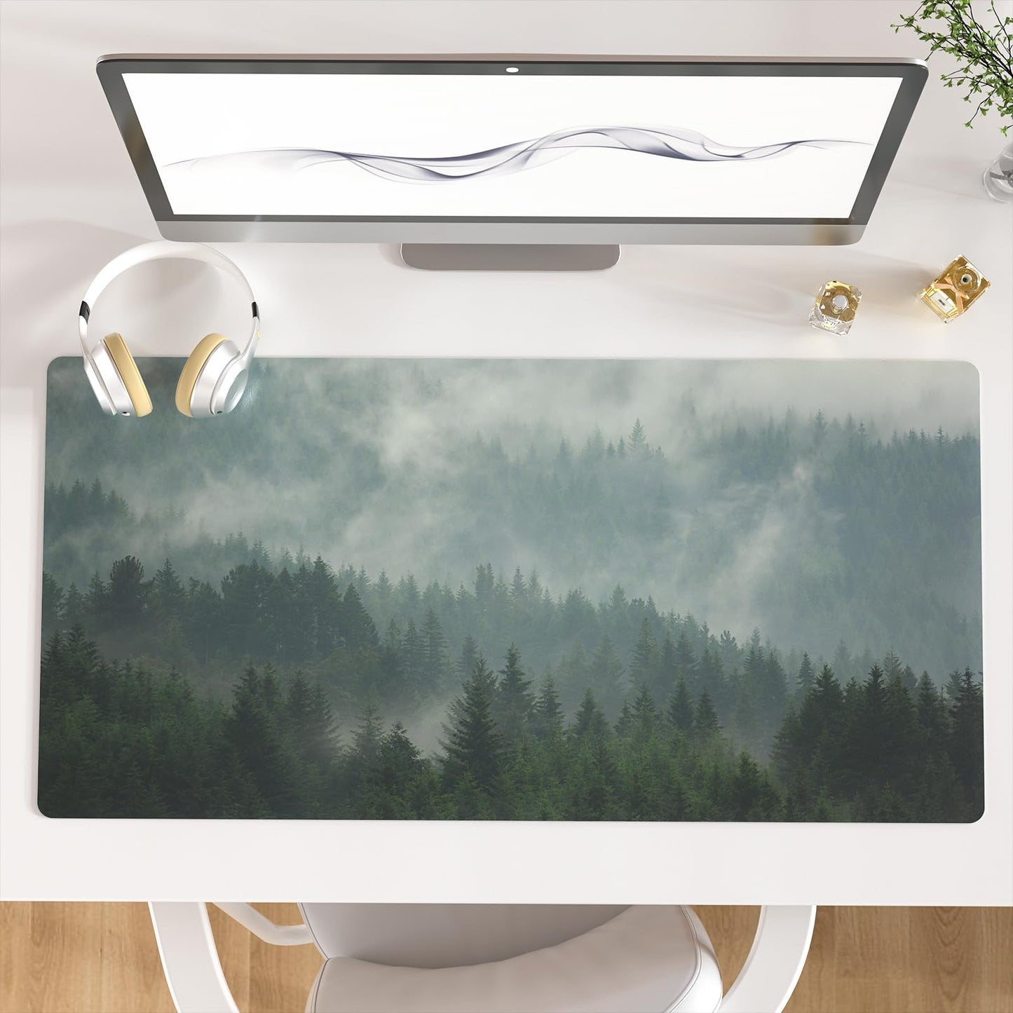 Faux Leather Large Mouse Pad, Office Desk Mat, 31.5"x15.7", Pink Floral | Desk Décor Accessories, Extended Size, Waterproof & Easy to Clean, Smooth Surface, Non Slip Desk Organization