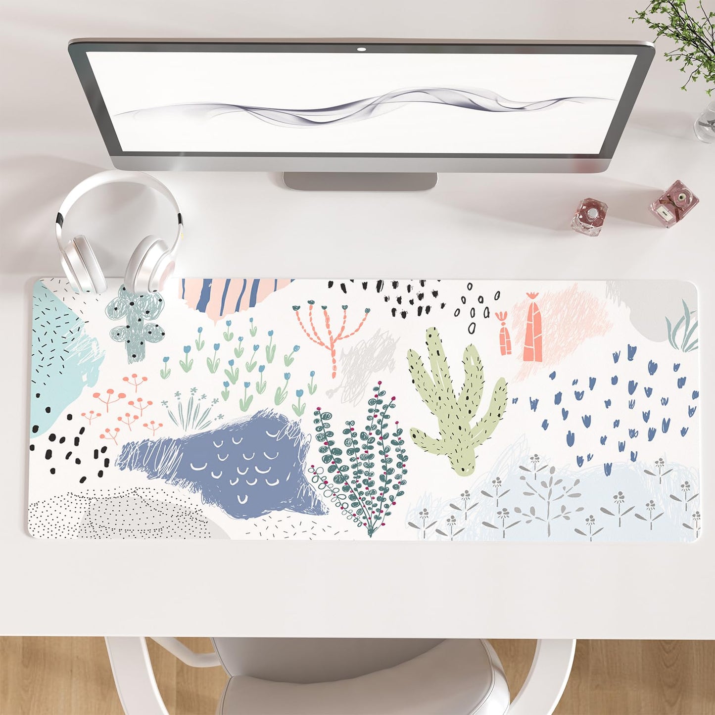 Faux Leather Large Mouse Pad, Office Desk Mat, 31.5"x15.7", Pink Floral | Desk Décor Accessories, Extended Size, Waterproof & Easy to Clean, Smooth Surface, Non Slip Desk Organization