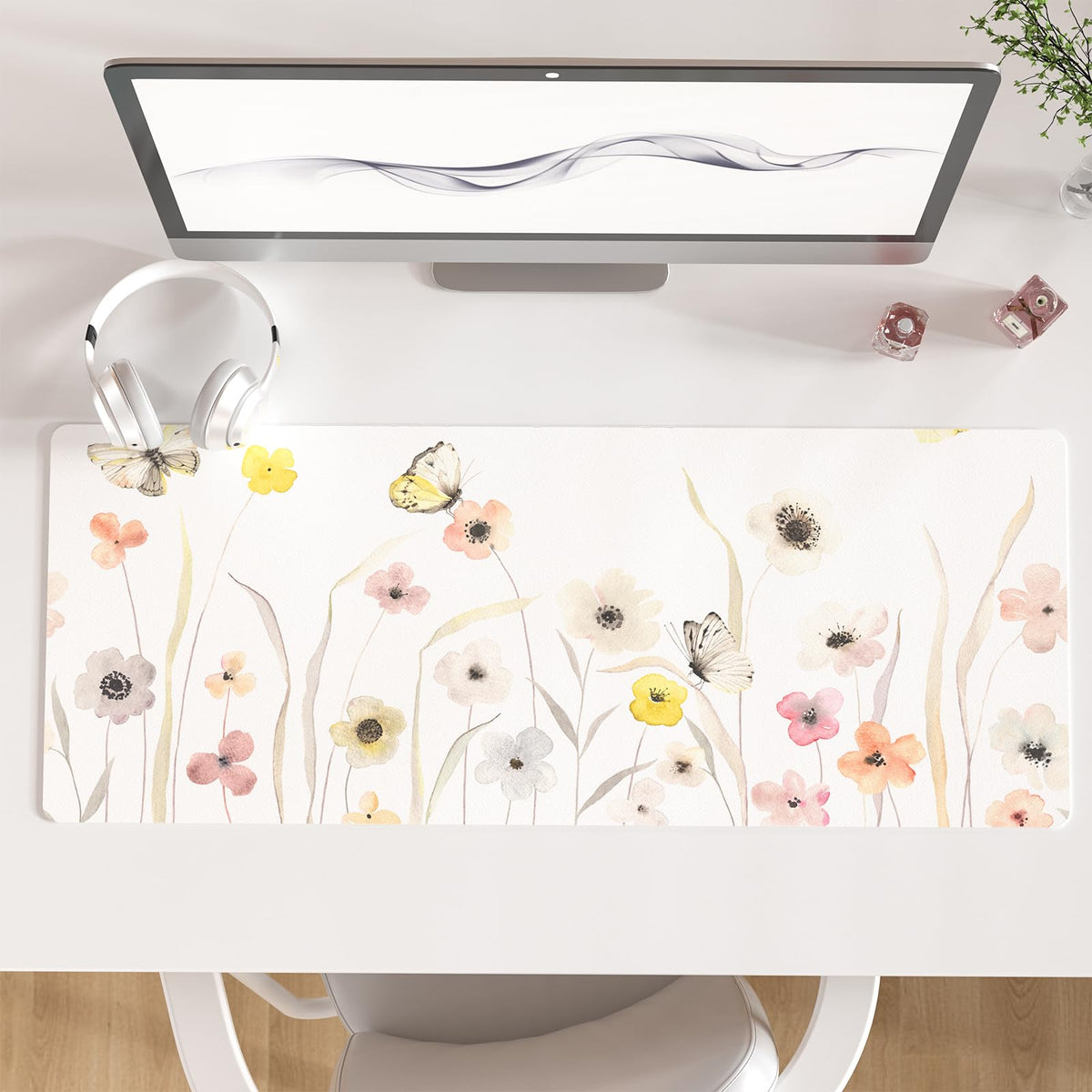 Faux Leather Large Mouse Pad, Office Desk Mat, 31.5"x15.7", Pink Floral | Desk Décor Accessories, Extended Size, Waterproof & Easy to Clean, Smooth Surface, Non Slip Desk Organization