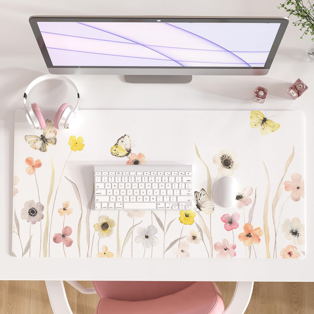 Faux Leather Large Mouse Pad, Office Desk Mat, 31.5"x15.7", Pink Floral | Desk Décor Accessories, Extended Size, Waterproof & Easy to Clean, Smooth Surface, Non Slip Desk Organization