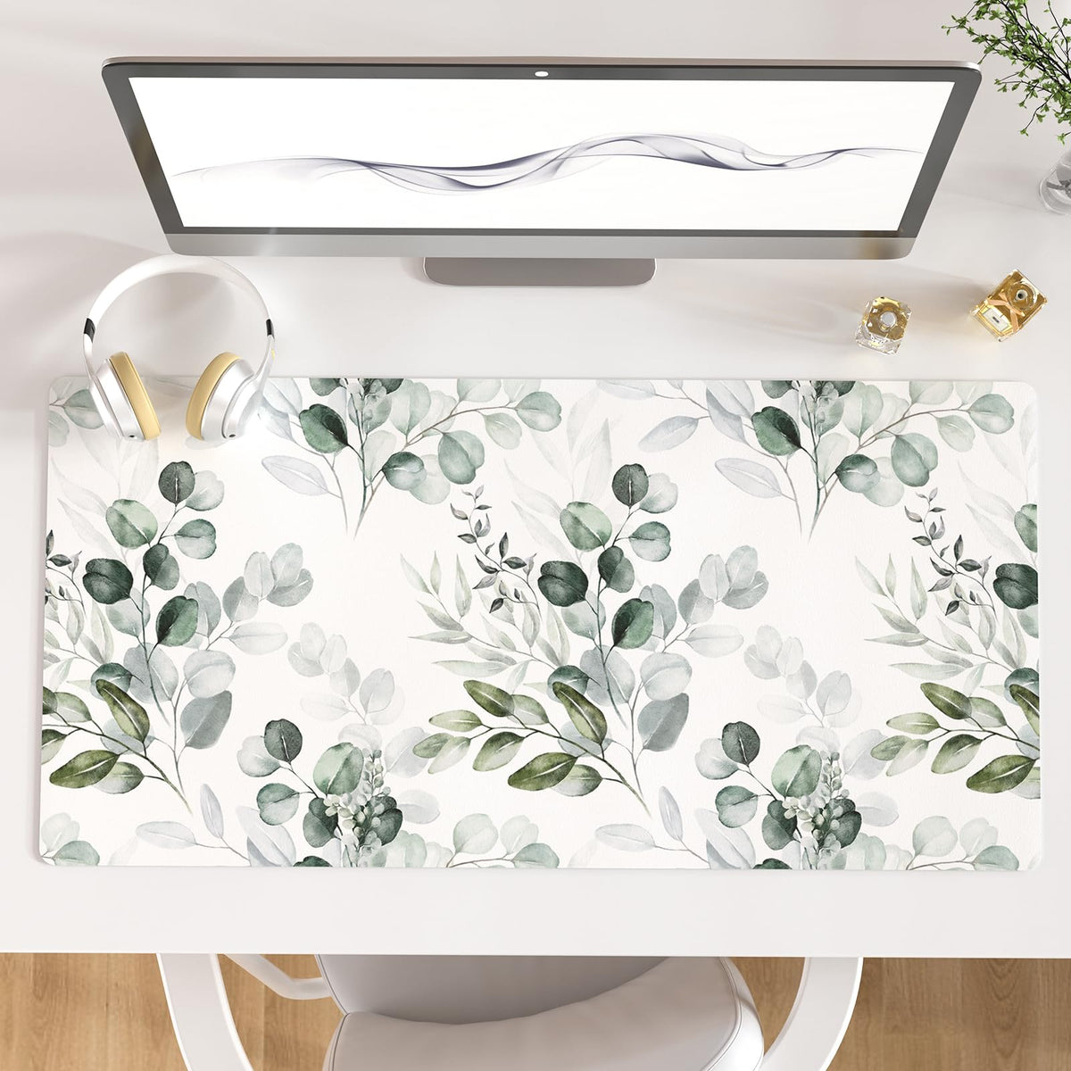 Faux Leather Large Mouse Pad, Office Desk Mat, 31.5"x15.7", Pink Floral | Desk Décor Accessories, Extended Size, Waterproof & Easy to Clean, Smooth Surface, Non Slip Desk Organization