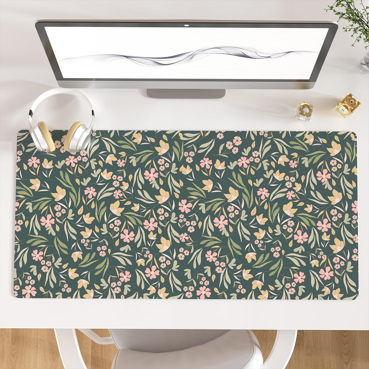 Faux Leather Large Mouse Pad, Office Desk Mat, 31.5"x15.7", Pink Floral | Desk Décor Accessories, Extended Size, Waterproof & Easy to Clean, Smooth Surface, Non Slip Desk Organization