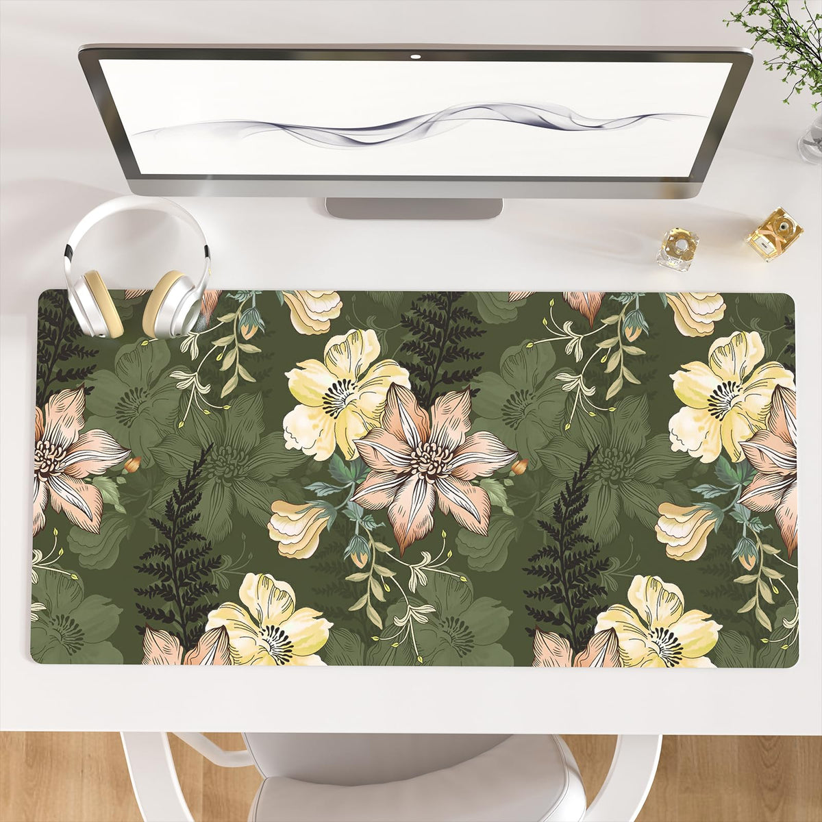 Faux Leather Large Mouse Pad, Office Desk Mat, 31.5"x15.7", Pink Floral | Desk Décor Accessories, Extended Size, Waterproof & Easy to Clean, Smooth Surface, Non Slip Desk Organization
